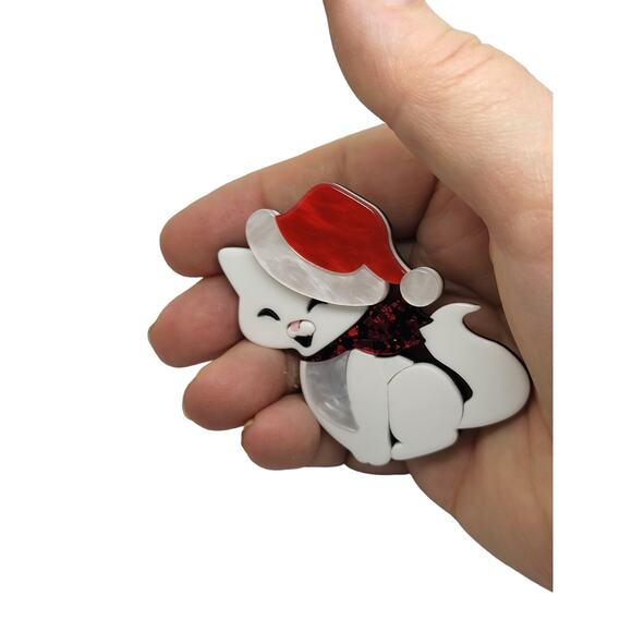 Lucite White Christmas Cat With Santa Hat Brooch Pin - Picture 2 of 3